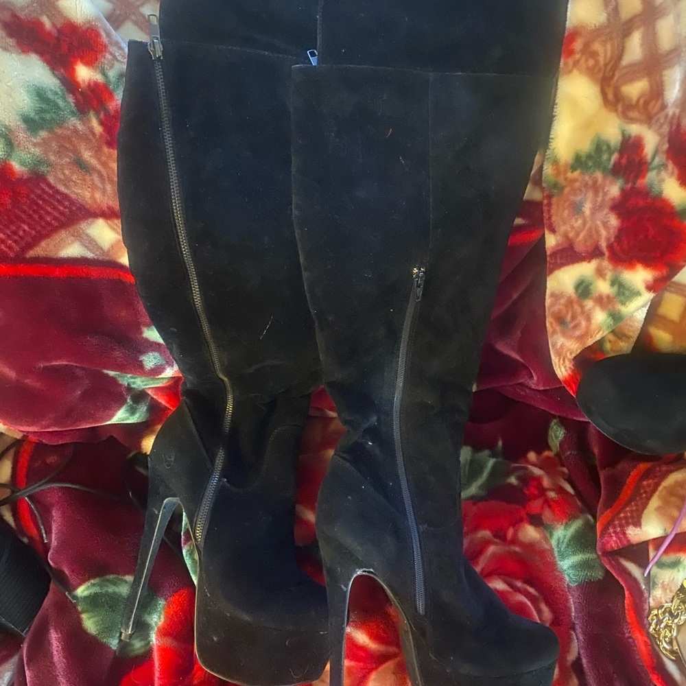 Thigh High Black Zipper Boots